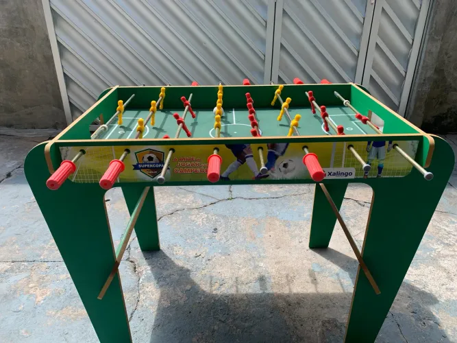 VENDO MESA DE PEBOLIM