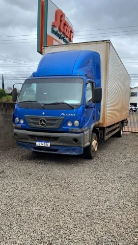 Caminhão M. Benz/Accelo 1016