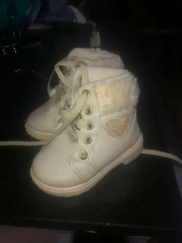 Bota branca 