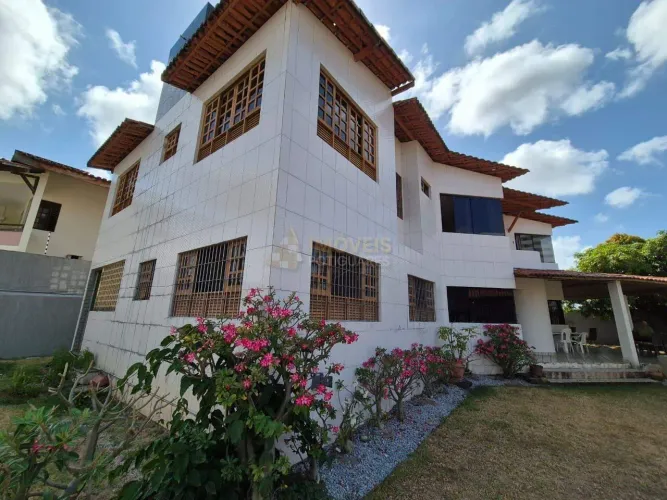 Casa à venda, 5 quartos, 4 suítes, 2 vagas, Capim Macio - Natal/RN