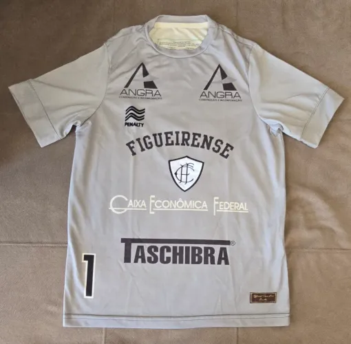 Camisa Figueirense goleiro 2013 - Tam P - detalhe no número