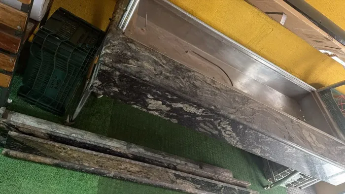 EXPOSITOR DE RESTAURANTE DE MÁRMORE