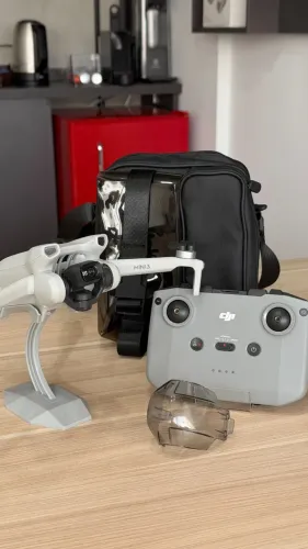 Drone DJI Mini 3 Standard + Controle sem tela - Seminovo | Loja física | Em até 18x