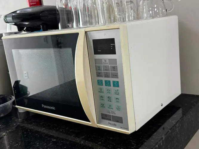 Micro-ondas Panasonic 20l