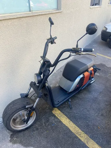 Scooter elétrica