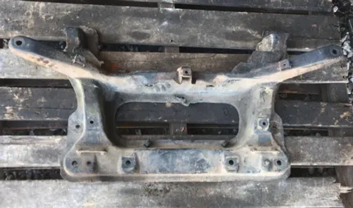 Agregado Traseiro Citroen Xsara Picasso 2.0 16v 2003