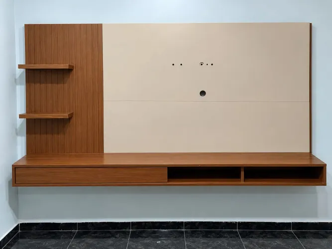 Painel de TV Suspenso 2 Metros com Rack e Prateleiras
