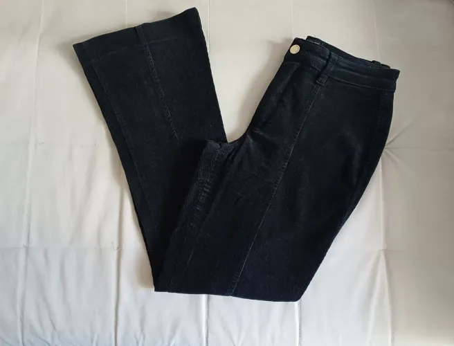 Calça feminina Schooner veludo preta 44