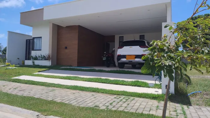 Casa pronta no condomínio Angatu, Barra Nova 1.100,000.