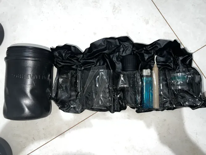 Vendo Kit acampamento/ sobrevivência