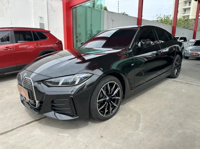 BMW i4 E-drive 40 (elétrico) 2025