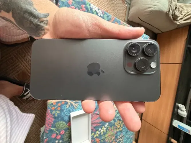 Iphone 15 Pro Max 256g preto muito bom estado batteria 88%