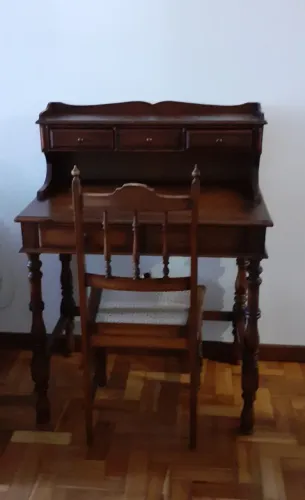 Escrivaninha Antiga Estilo Império em Madeira Maciça