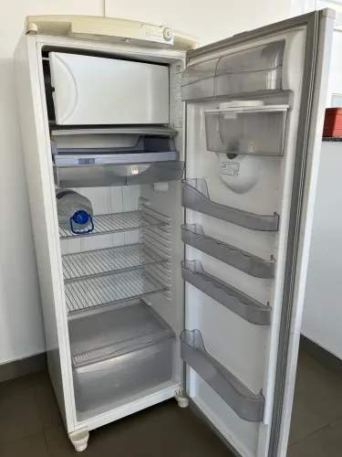 Geladeira Consul