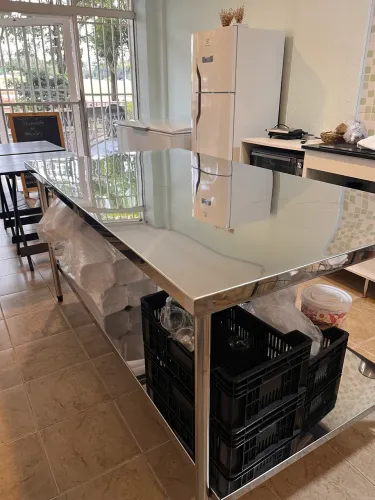 MESA INDUSTRIAL AÇO INOX RESISTENTE 2x1x90A NOVA