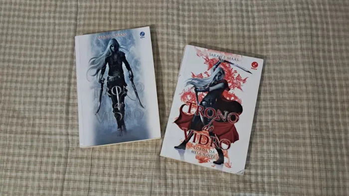Livros da saga Trono de vidro (1 e 2)