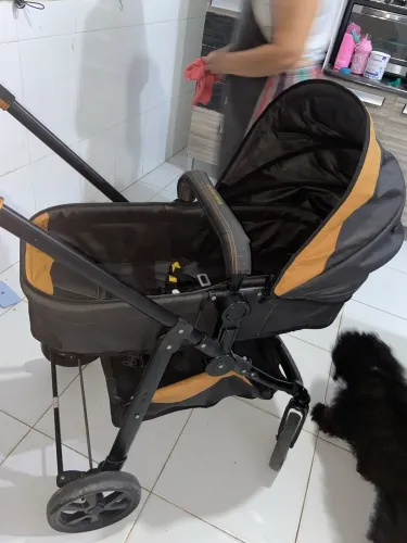 Vendo carrinho Moisés em ótimo estado de conservação
