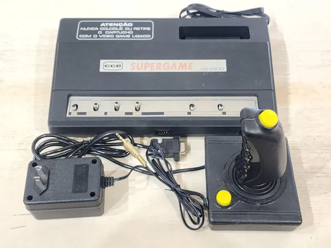 VG 2800 CCE Super Game com 1 controle