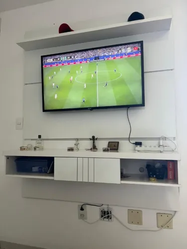 Rack com painel para tv
