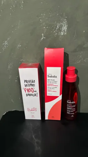 Kit Natura Body splash morango e Desodorante meu humor 