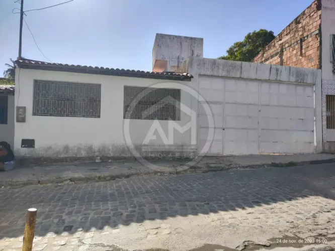 Casa à Venda com 2 Quartos no Bairro América Aracaju/SE