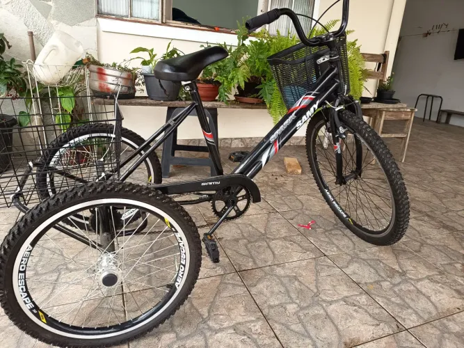 Triciclo pra passeio ou para carga pequena