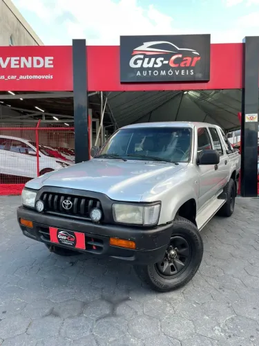 Toyota Hilux CD DX 4X2 3.0 8V 90cv Diesel 2004
