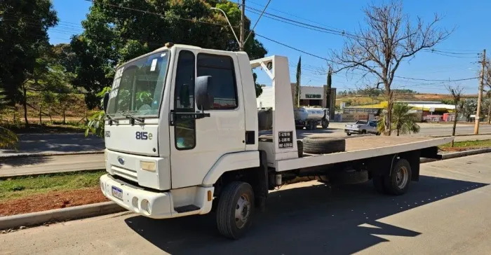 FORD 815E PLATAFORMA AUTO SOCORRO