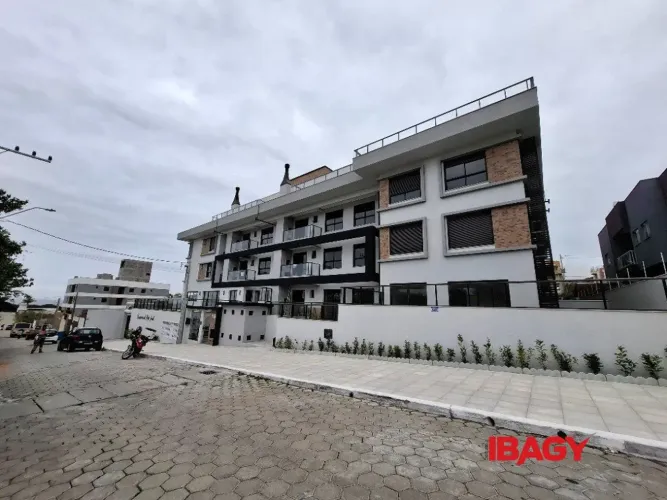 Excelente Apartamento 2 dormitório(s) em Ingleses do Rio Vermelho - Florianópolis