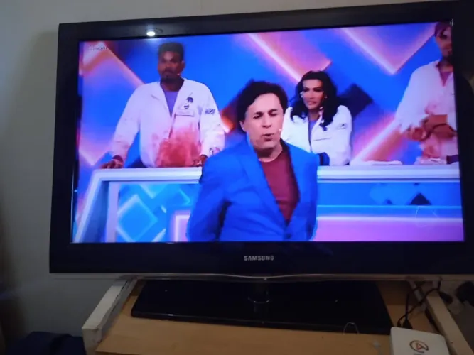 Tv 45 polegadas / Não é Smart