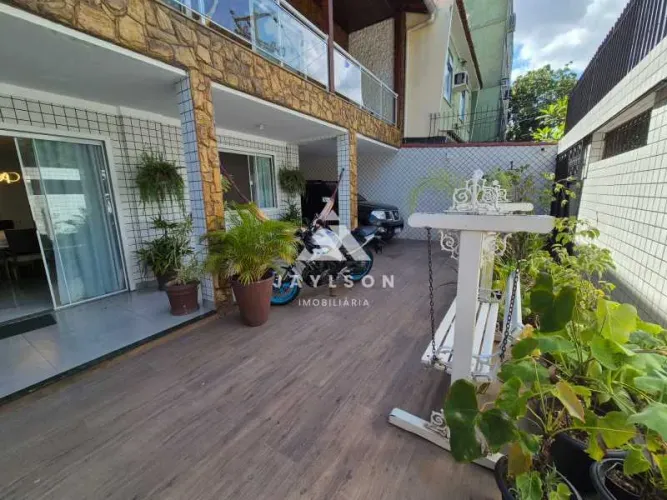 Maravilhosa Casa de Alto Padrão com 362 m² em Vista Alegre.