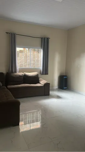 Vende se essa casa