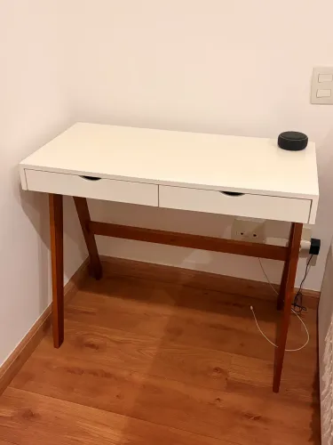 Escrivaninha 90x45cm