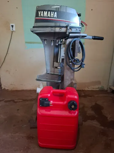 Vendo motor yamaha 15 hp ano 91 original.