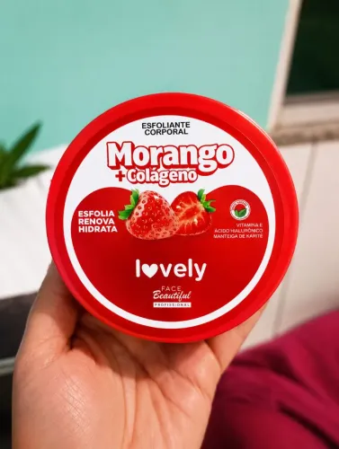 Esfoliante de Morango com Colágeno