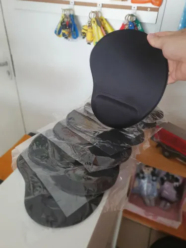 Mouse pads a parte de 25 reais com apoio .