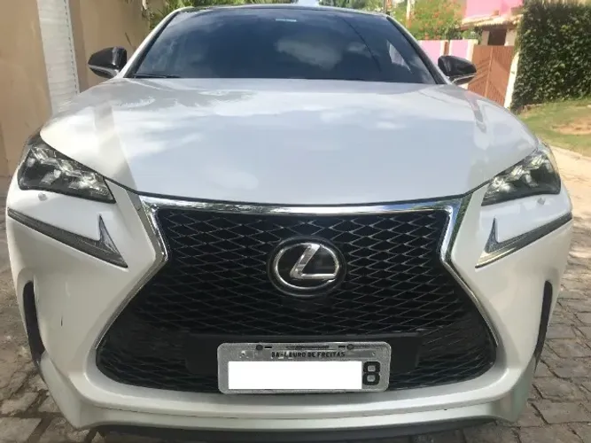 Lexus NX-200T F-sport 2.0 16V 238cv Aut. 2015