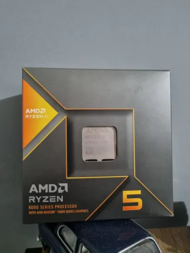Ryzen 5 8600G ( Com caixa e cooler box )