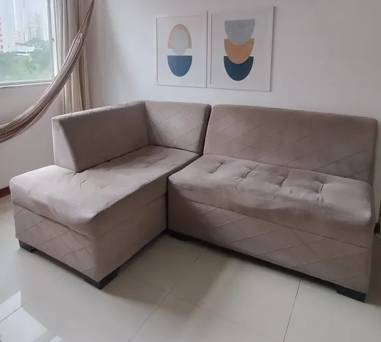 Sofá com Chaise