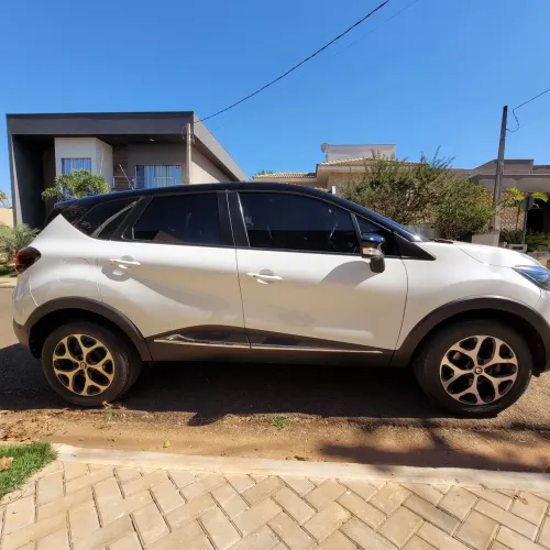 Renault Captur Intense 2.0 16V Flex 5P Aut. 2018