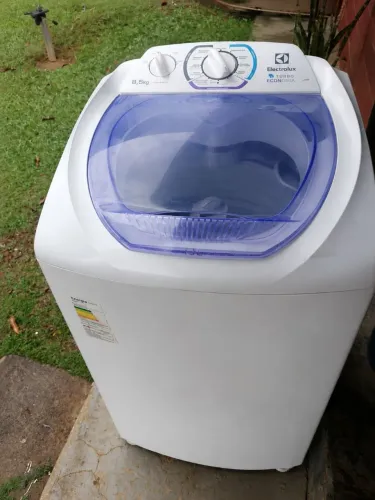 Maquina de lava electrolux 8,5 kilos muito conservada