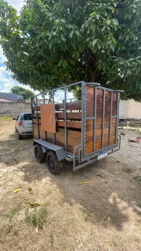 Reboque para cavalo