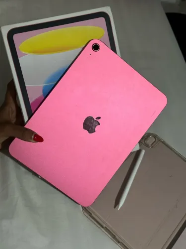 iPad 11 - 128GB com acessórios