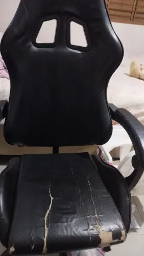Mesa gamer +cadeira gamer