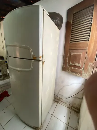 VENDO GELADEIRA CONSUL