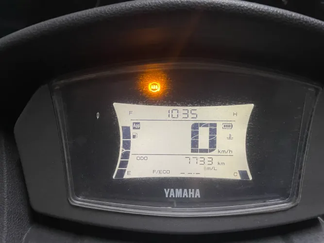 N Max 160 Connected 