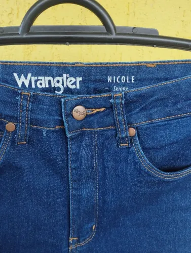 Calça jeans nicoe Skinny wrangler 38