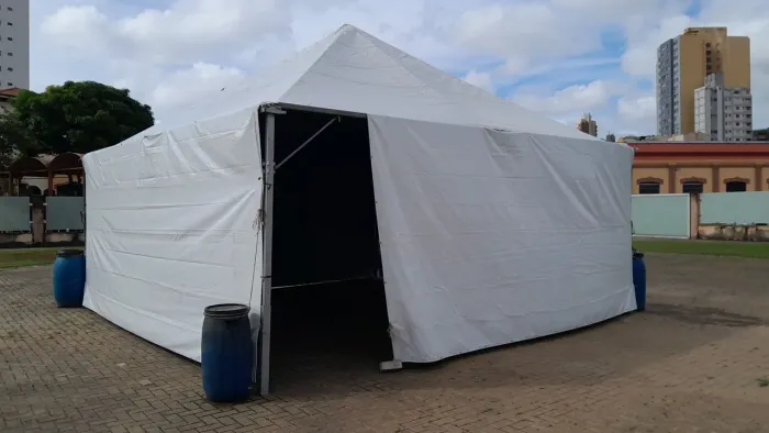 Tenda piramidal 