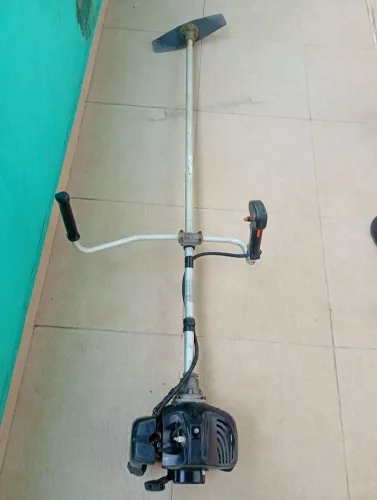 roçadeira TOYAMA 42.7 CC MODELO TCB43XP