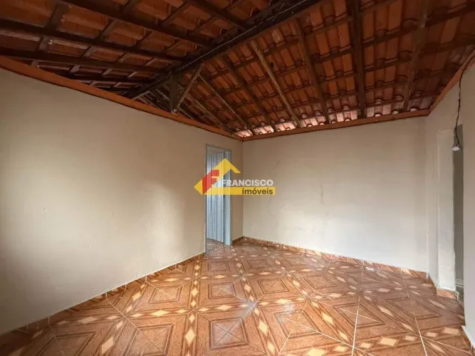Casa para aluguel, 1 quarto, 1 vaga, Interlagos - Divinópolis/MG